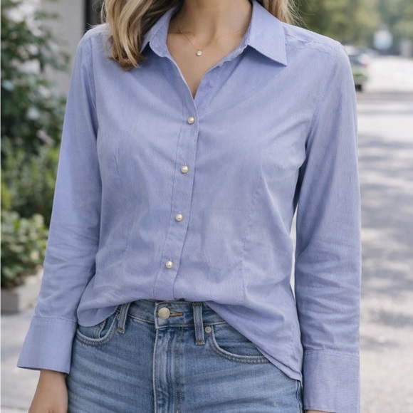 Talbots Tops - Talbots 100% cotton, size 10, PEARL BUTTONS, blue and white dress shirt!